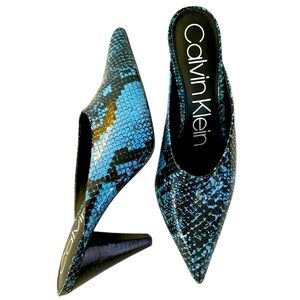 Calvin Klein Iyanna Blue Snakeskin Print Pointed Toe Mule SZ 8